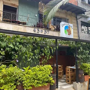 ספר כאן