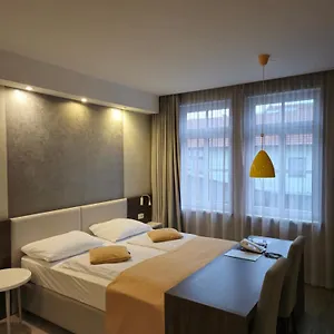 https://emonec-hotel.hotels-in-ljubljana.com