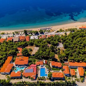 https://philoxenia-bungalows.hotelschalkidiki.net